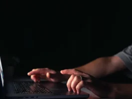 Un consumidor puede recuperar el dinero de una estafa online si no actuó de manera negligente