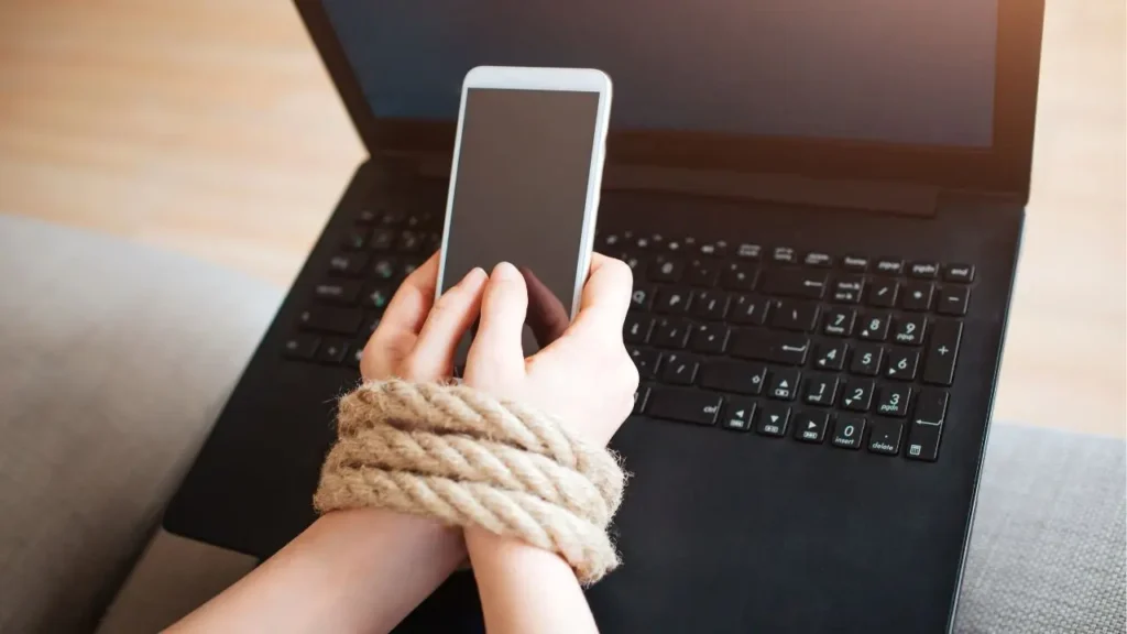 Los avances en IA han permitido sofisticar el fraude bancario por teléfono