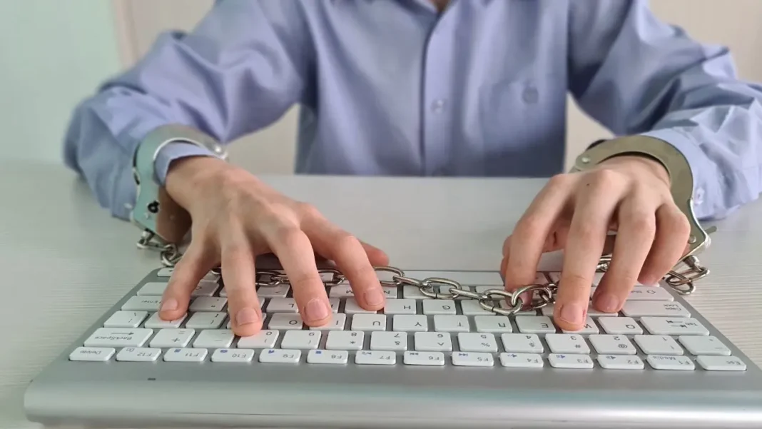 Contar con un abogado para borrar una noticia de Internet resulta las más de las veces de gran ayuda para salir airoso del trance