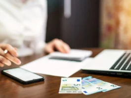 Para poder reclamar las comisiones de descubiertos al banco es preciso presentar abundante documentación