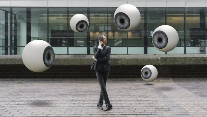 Multas empresariales por realizar videovigilancia sin avisar Las multas empresariales por realizar videovigilancia sin avisar pueden llegar a ser millonarias