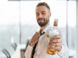 Trabajar estando borracho es un comportamiento sancionable