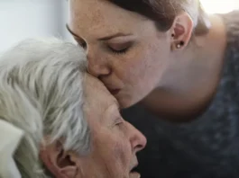 Se puede pedir teletrabajar para cuidar a un familiar si se cumplen los requisitos legales