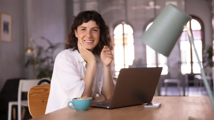 Teletrabajo y control horario La relación entre teletrabajo y control horario ha generado dudas en las empresas
