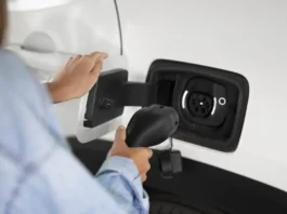 El TS ha validado que se puede instalar un cargador eléctrico en un garaje comunitario aunque no se cuente con el beneplácito de la comunidad de propietarios
