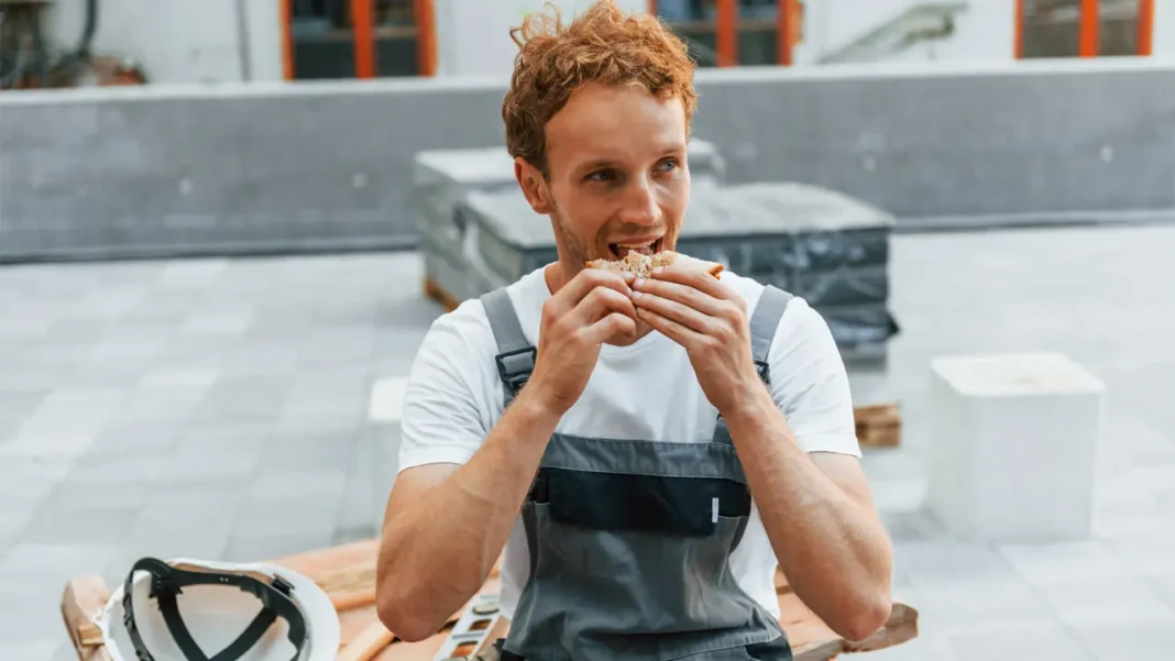 Un profesional puede ser despedido por no hacer un descanso durante la jornada laboral, ya que es una falta muy grave