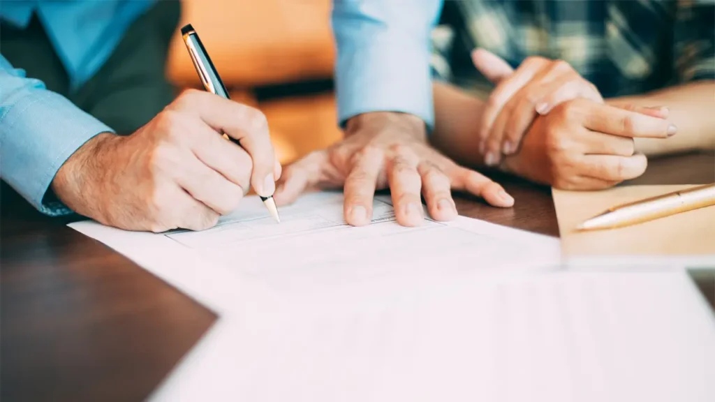 Saber cuándo caduca la acción de reclamar una herencia es fundamental para evitar percances y problemas sucesorios