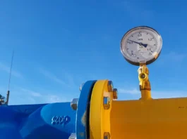 No se puede romper un contrato por la cláusula rebus sic stantibus si era previsible el cambio de circunstancias