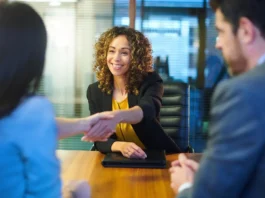No va a ser legal publicar ofertas de trabajo solo para mujeres u hombres en España