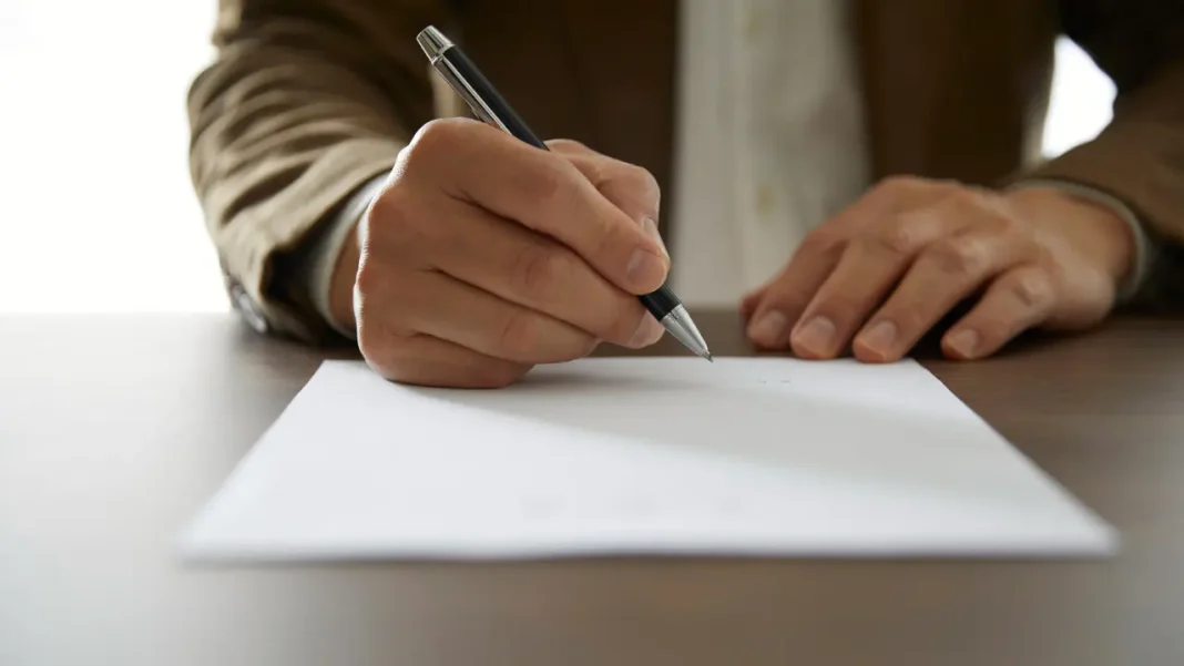 En esta guía sobre renuncia a herencias: obligaciones fiscales repasamos los diferentes escenarios