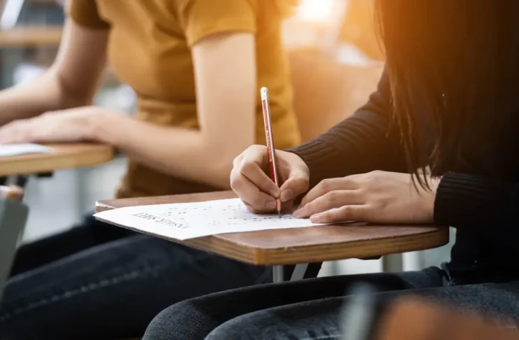 Cualquier trabajador tiene derecho a pedir un permiso para ir a un examen